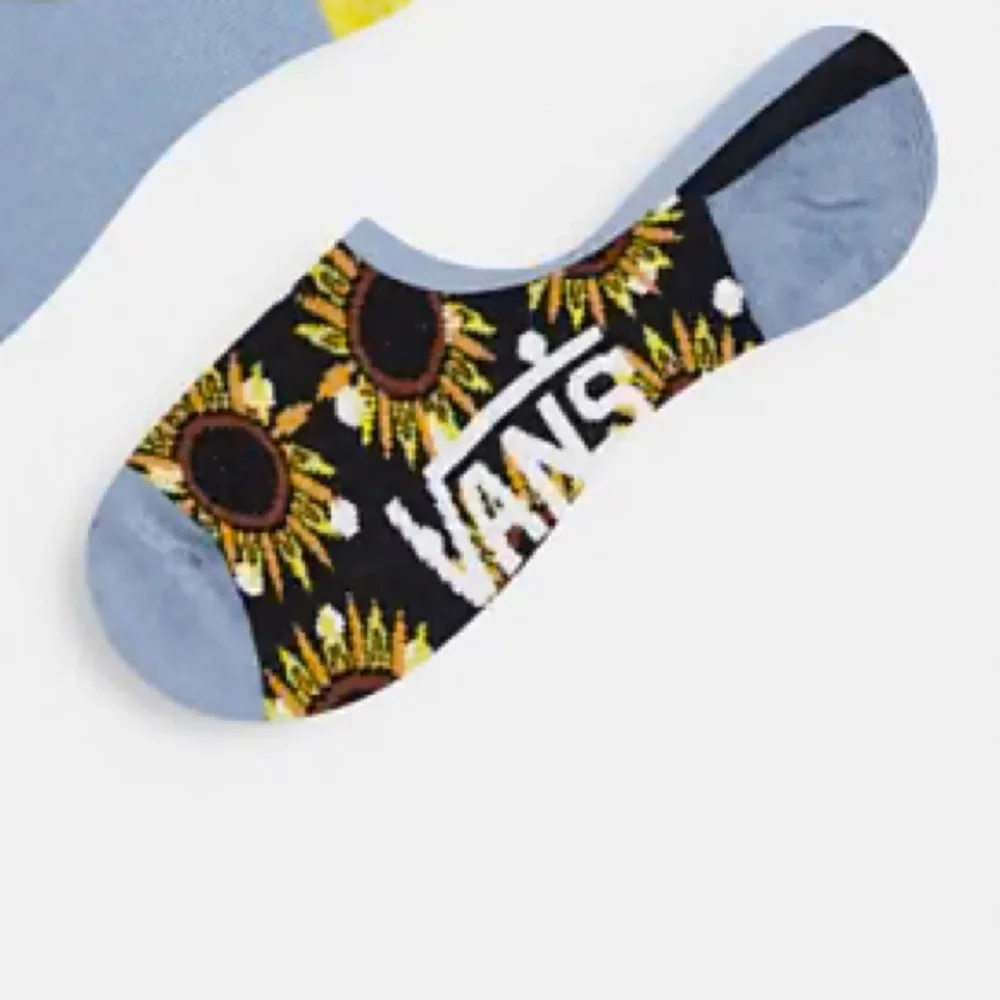 New🌟UO-Vans Yellow Sunflowers No Show Socks